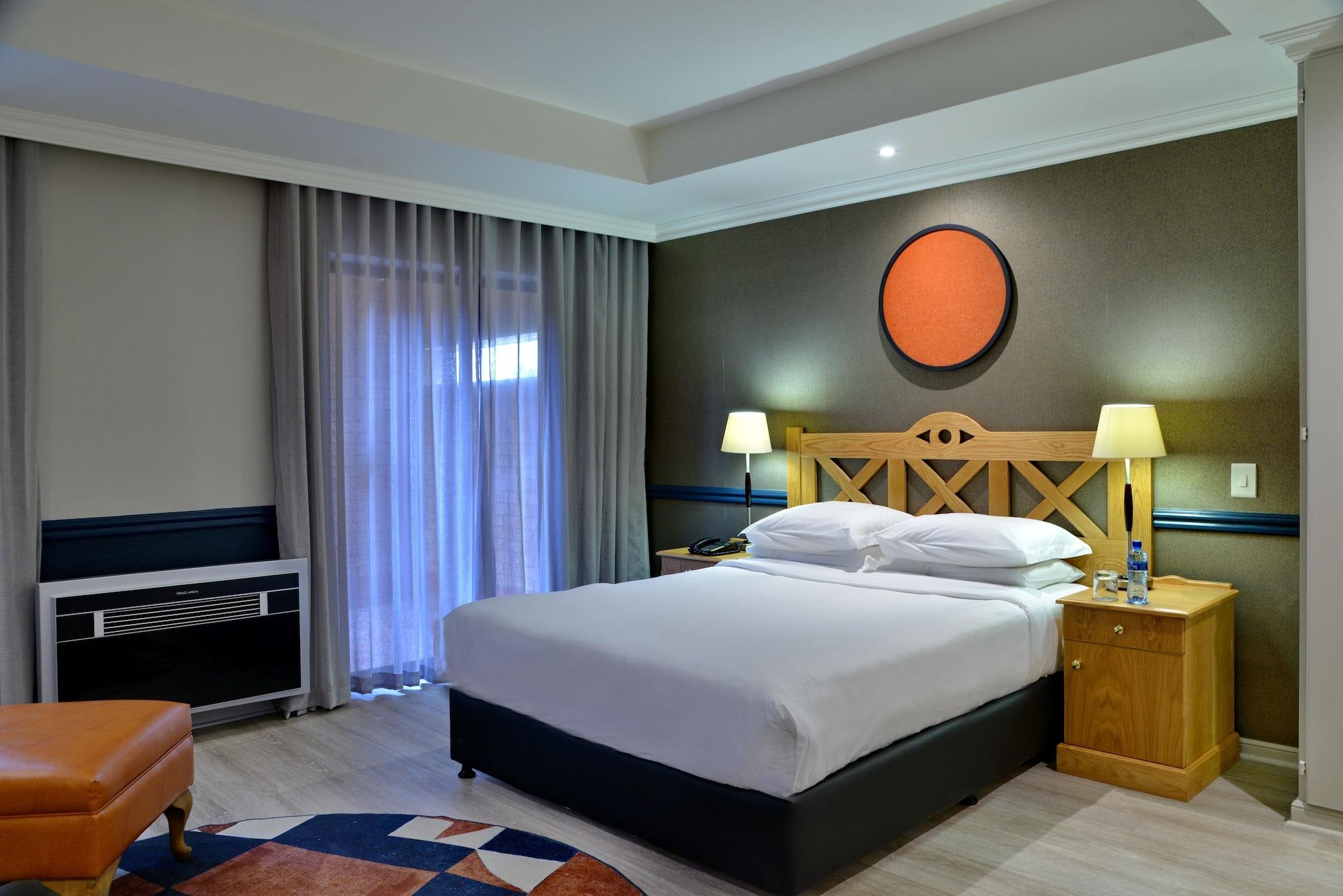 Courtyard Hotel Rosebank Йоханнесбург Экстерьер фото